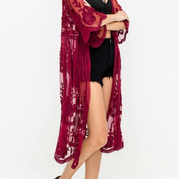 Burgundy lace embroidered duster kimono - Picture 4 of 6